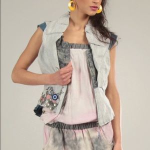 ANVRDIE Angels Never Die Sleeveless Zip-Up Vest